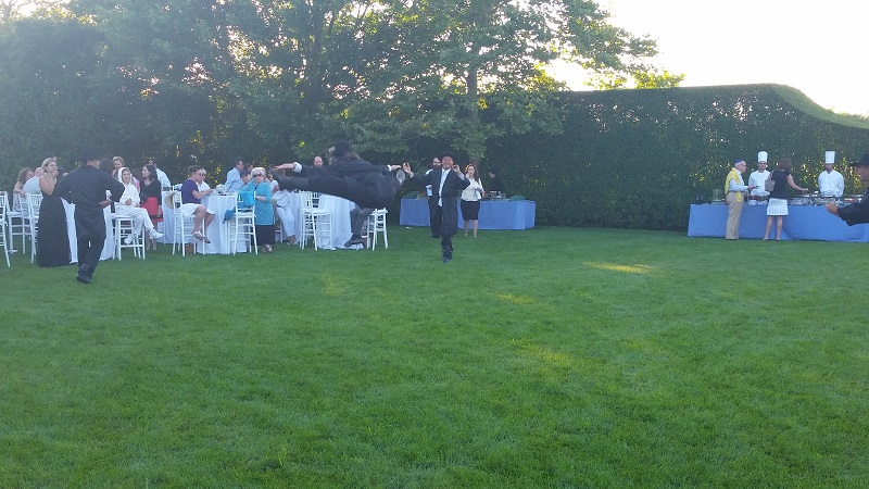 Long Island, Sagaponack, New York, Hamptons, Bottle Dancers