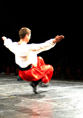 Photo by Ken Mahnke. Hopak, Ukrainian traditional dance, ensemble Barynya, Alexander Rudoy, Texas Tour 2011